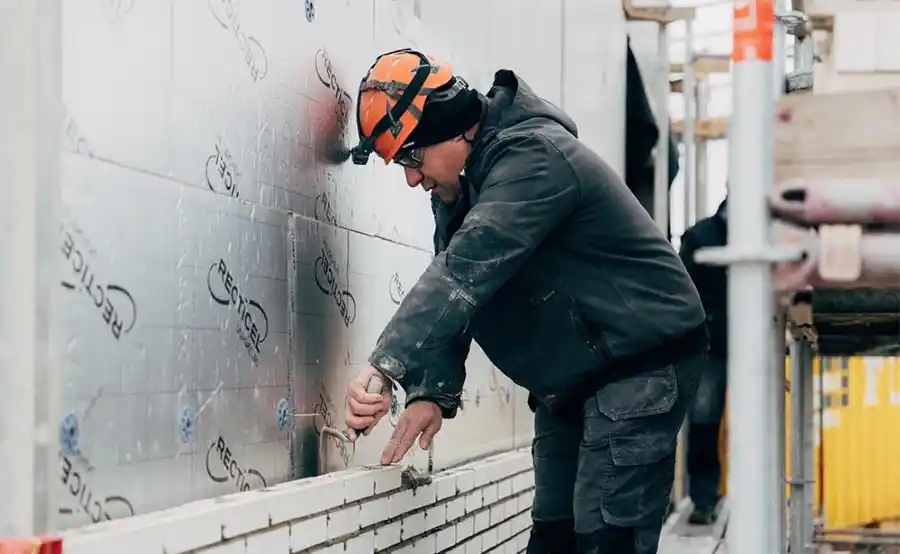 Nieuw cultuurhuis van Stekene krijgt duurzame spouwmuurisolatie