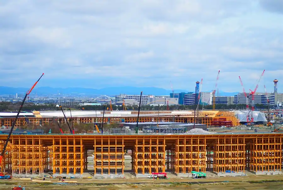 Gigantische houten ring als blikvanger op Expo 2025 in Osaka