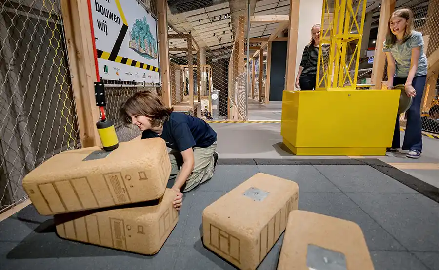 Ontrafel de techniek om je heen in nieuwe familietentoonstelling Technium