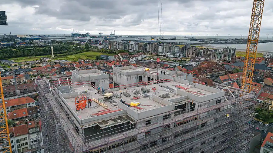 Hoost, een iconisch nieuwbouwproject in Knokke-Heist, bereikt hoogste punt