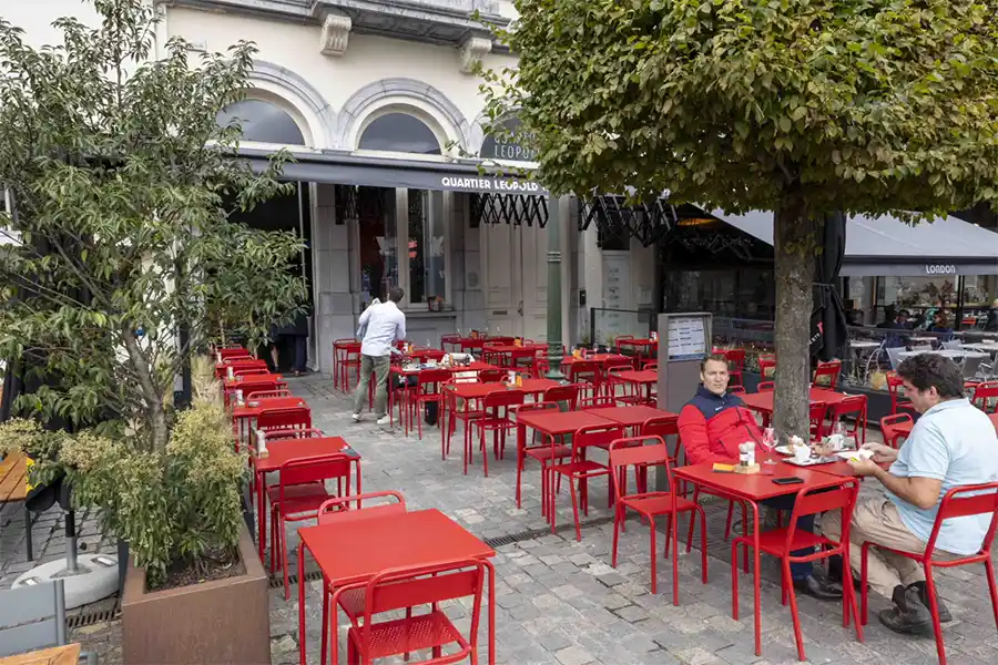 Geen onvergunde veranda's meer op het Luxemburgplein