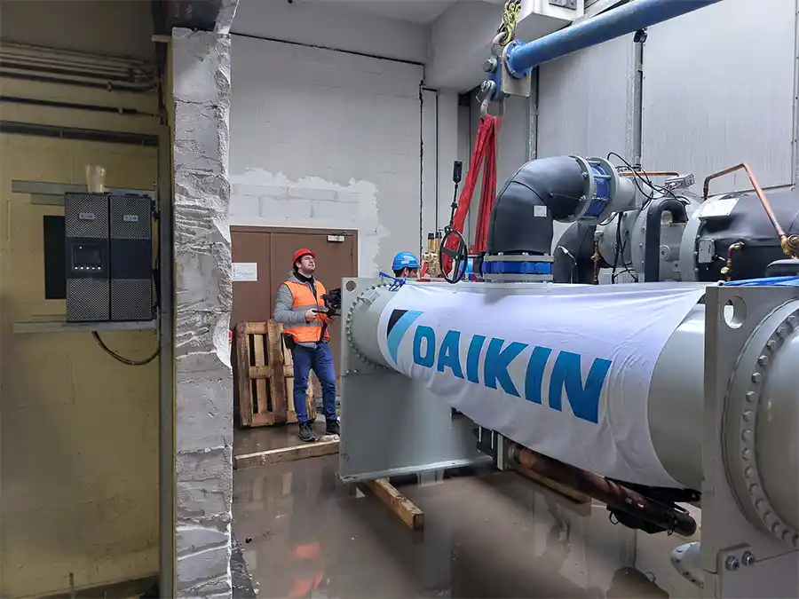 Daikin moderniseert koelsysteem op grote hoogte in WTC III