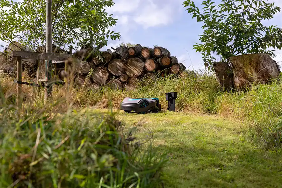 Handige stroomvoorziening in de tuin met de nieuwe Niko Hydro tuinpaal essential