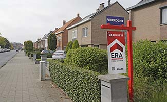 /Inflatie-en-dalende-rente-maken-het-kopen-van-een-woning-iets-betaalbaarder/